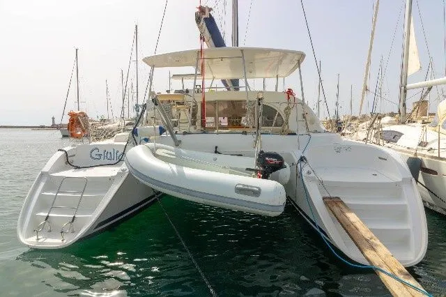 Explore Marsala on a 11m Rental Boat