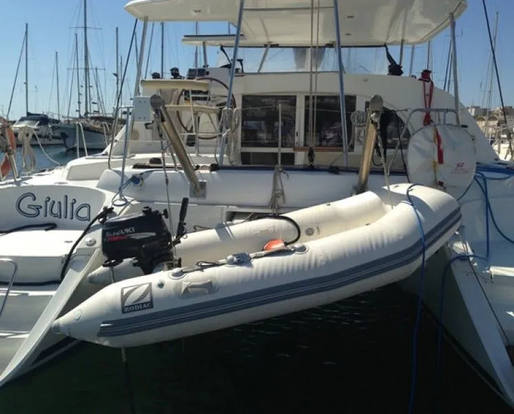 Giulia Charter Boat