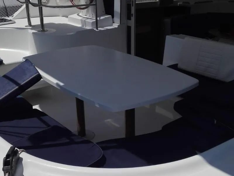 Buda Dreams Charter Boat