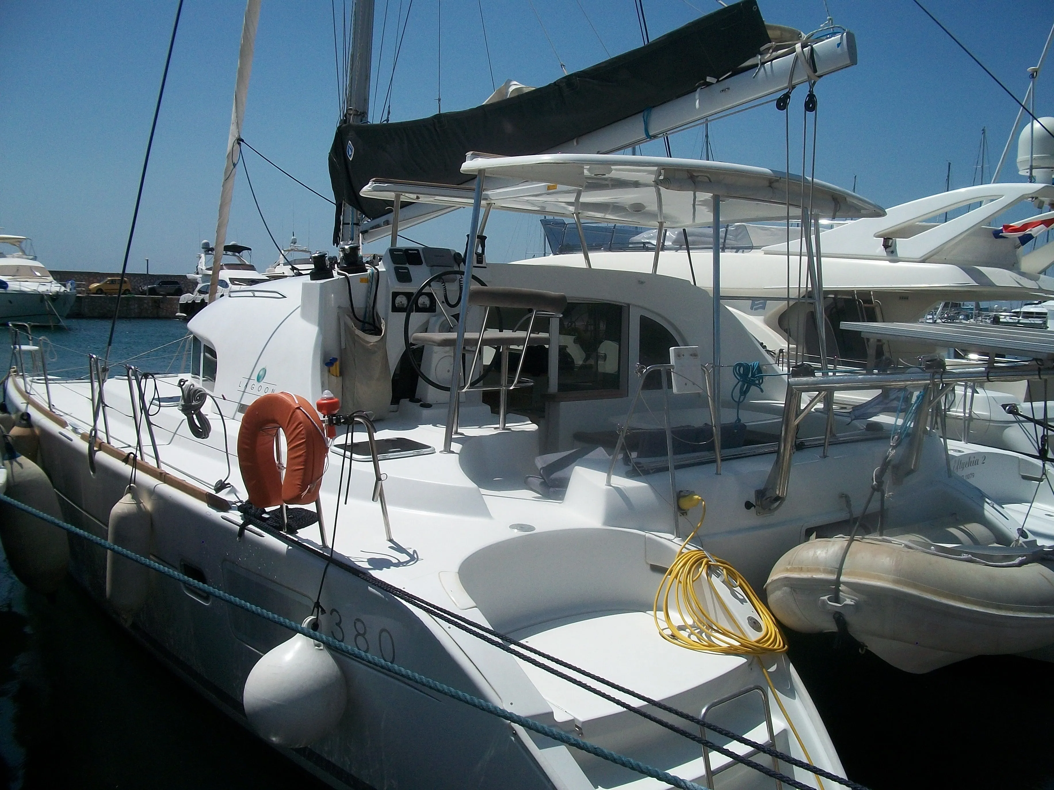 Explore Lefkada on a 11.55m Rental Lagoon 380 S2