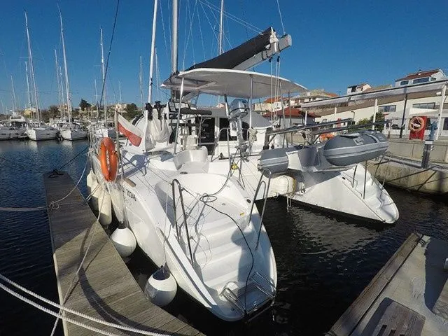 Rent a 11.55m Lagoon 380 S2 in Šibenik