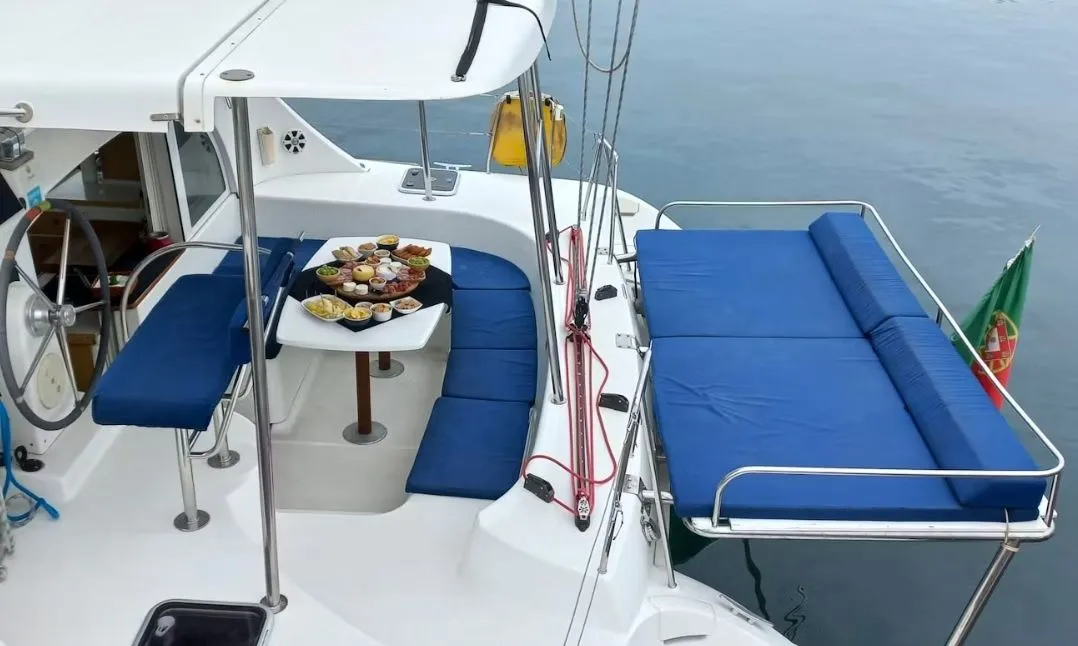 Magano Charter Boat