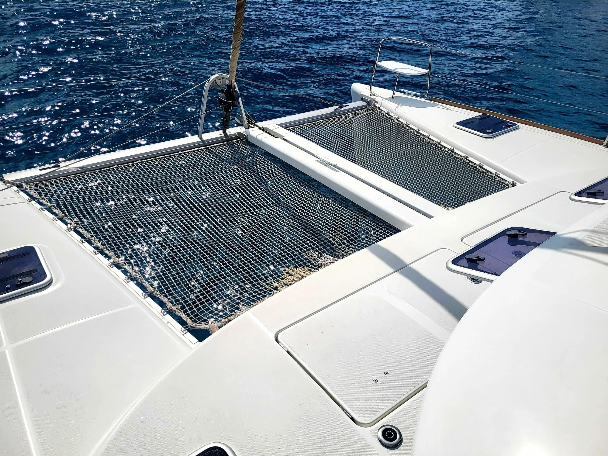 Rent a 11.5m Lagoon 380 S2 in Cala Jondal