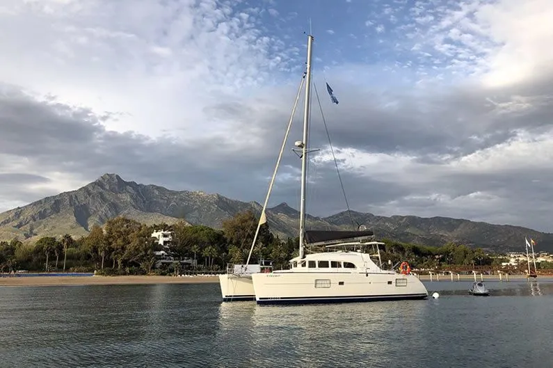 Plus Charter Boat