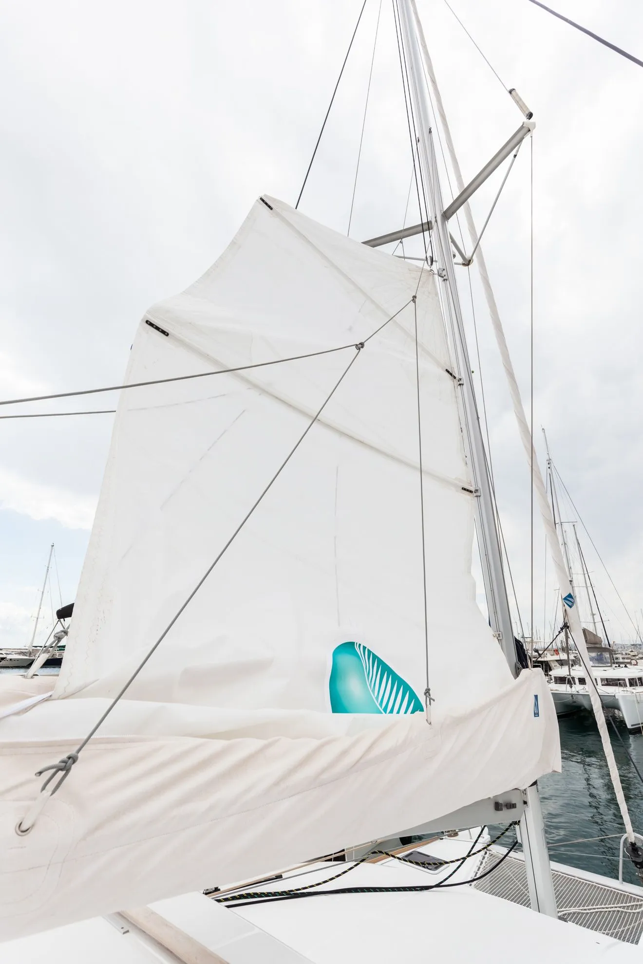 11.55m Athens Lagoon 380 S2 Hire