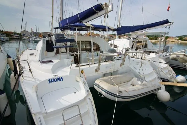 11.55m Betina Lagoon 380 Catamaran Hire