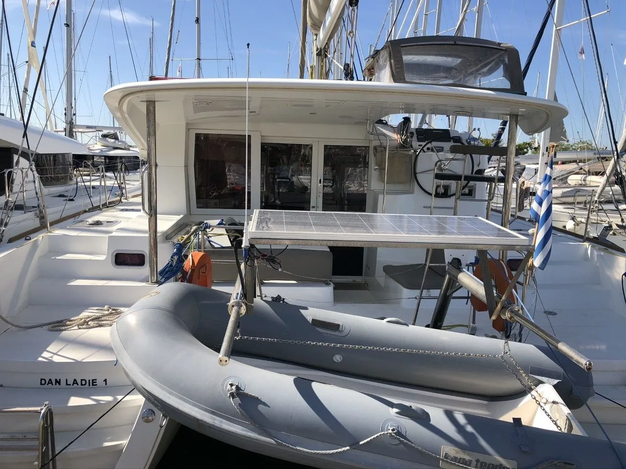 Dan Ladie 1 Charter Boat