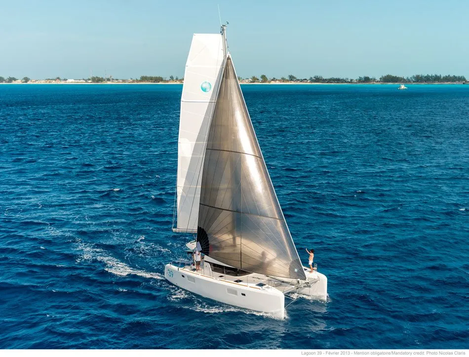 Meme Pas Peur Charter Boat