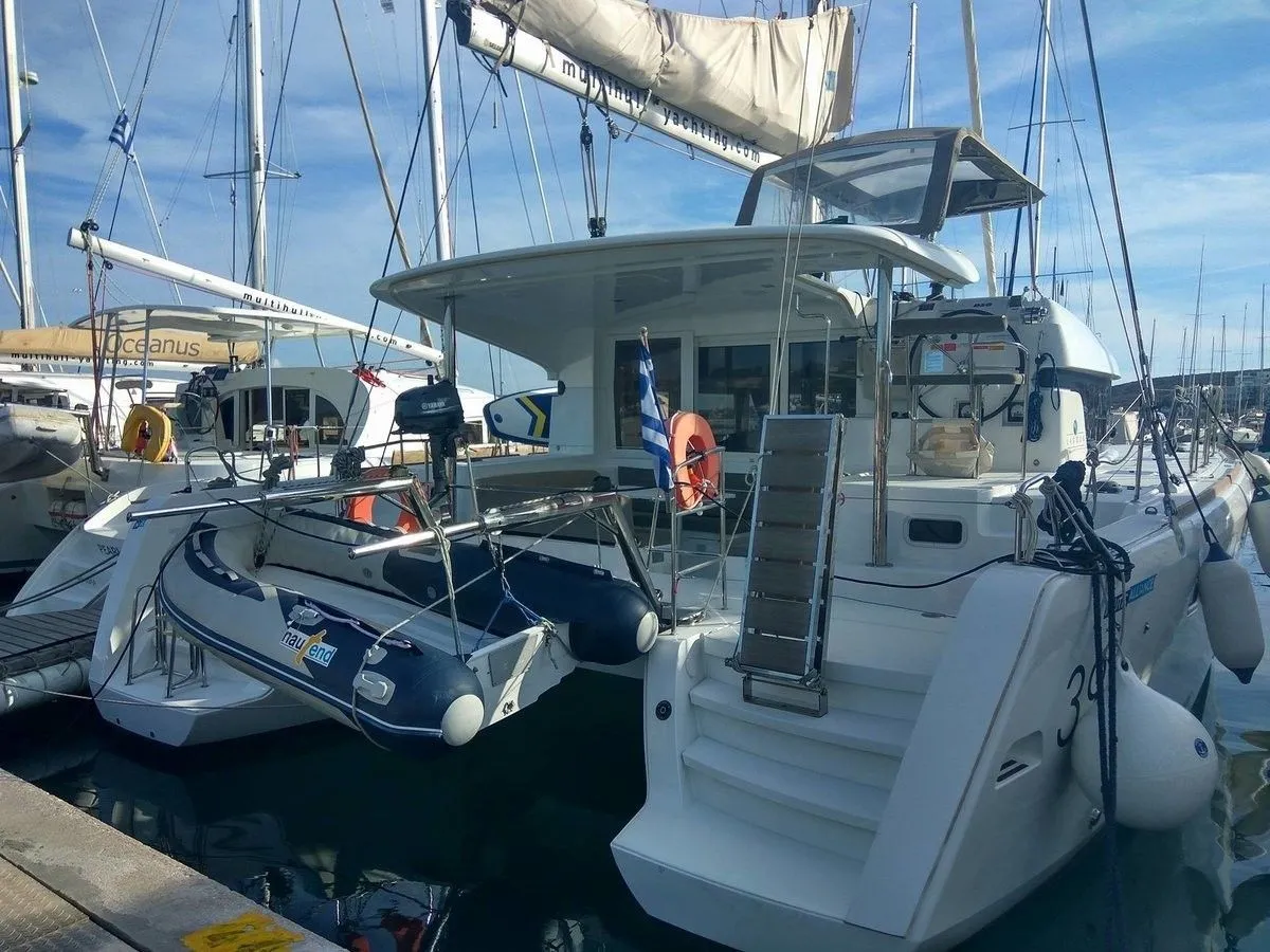 Boat - Explore Athens on a 11.74m Rental Boat