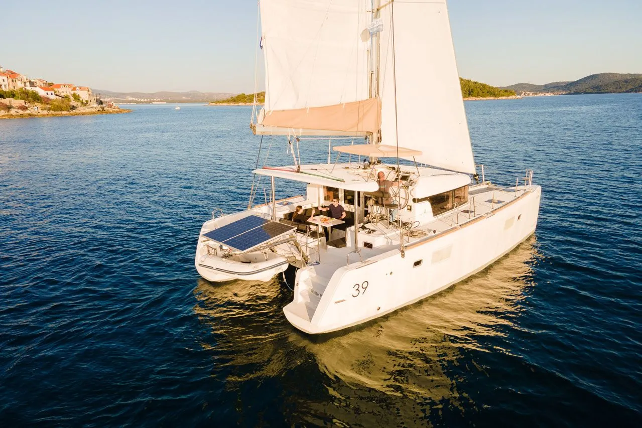 White Pearl Charter Boat - 5