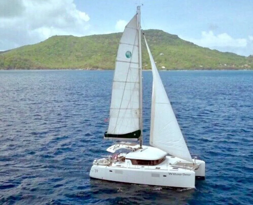 Boot - 11m Ribishi Lagoon 39 Catamaran Hire