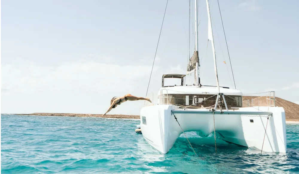 Madrigal 6 Charter Boat