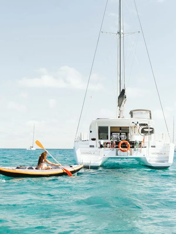 Rent a 11.74m Lagoon 40 in Acantilados de Los Gigantes