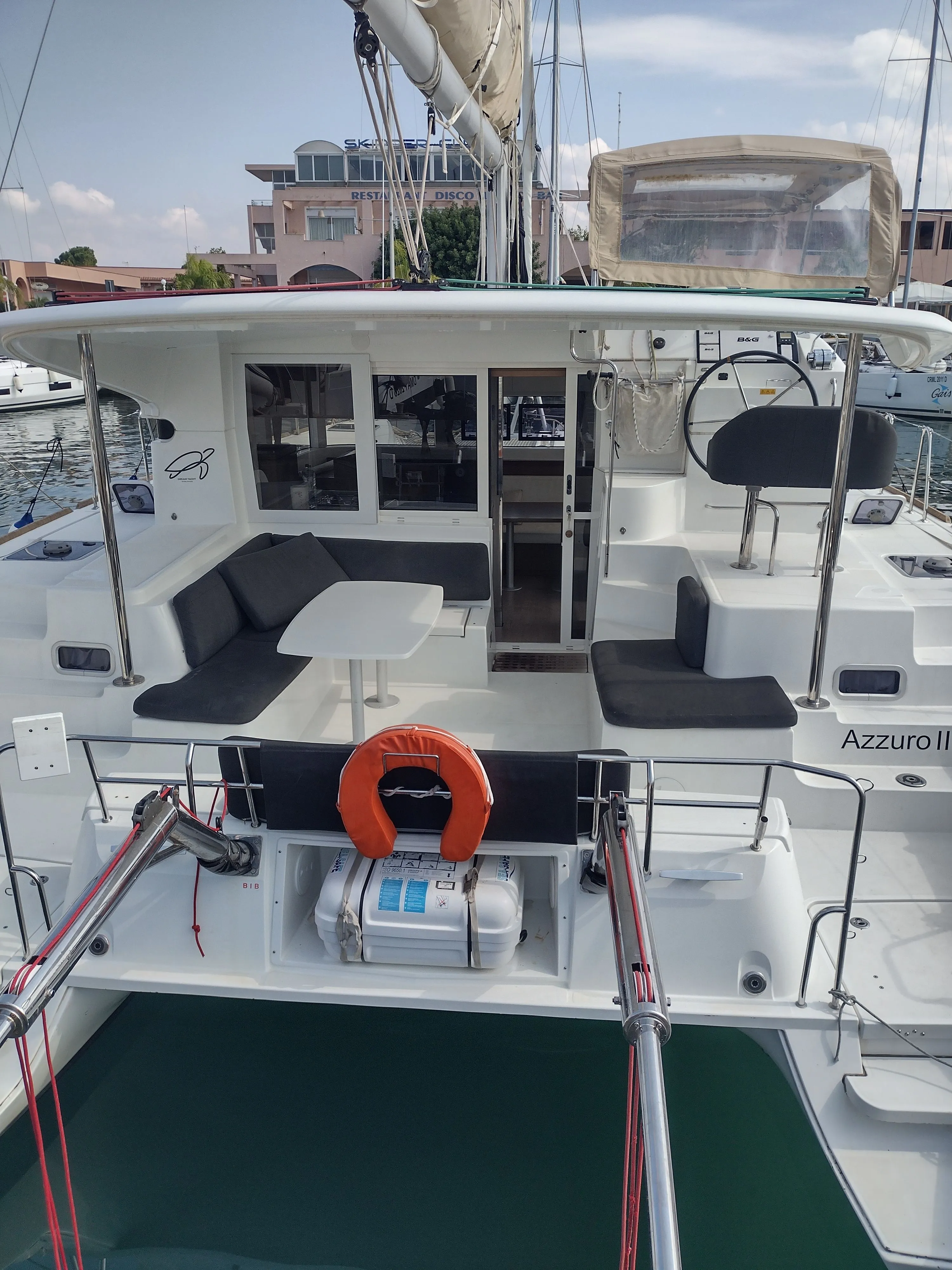 Azzuro 3 Mietboot