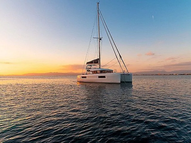 Fratelli Charter Boat