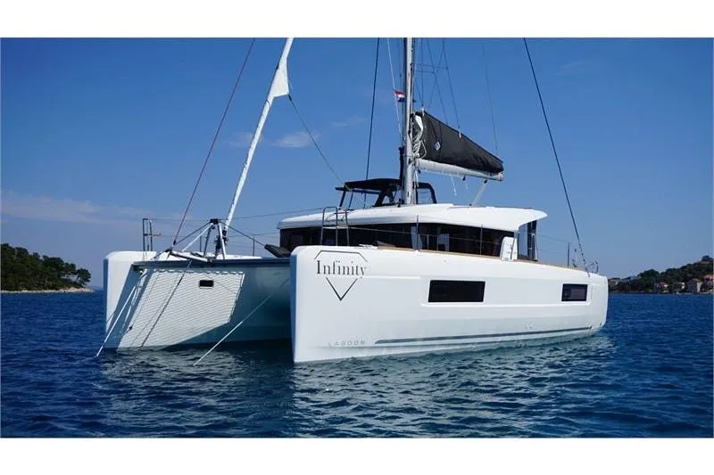 No Name Charter Boat