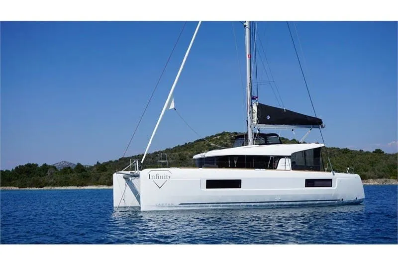 Charter a 11.74m 4 Cabin Catamaran in Zadar