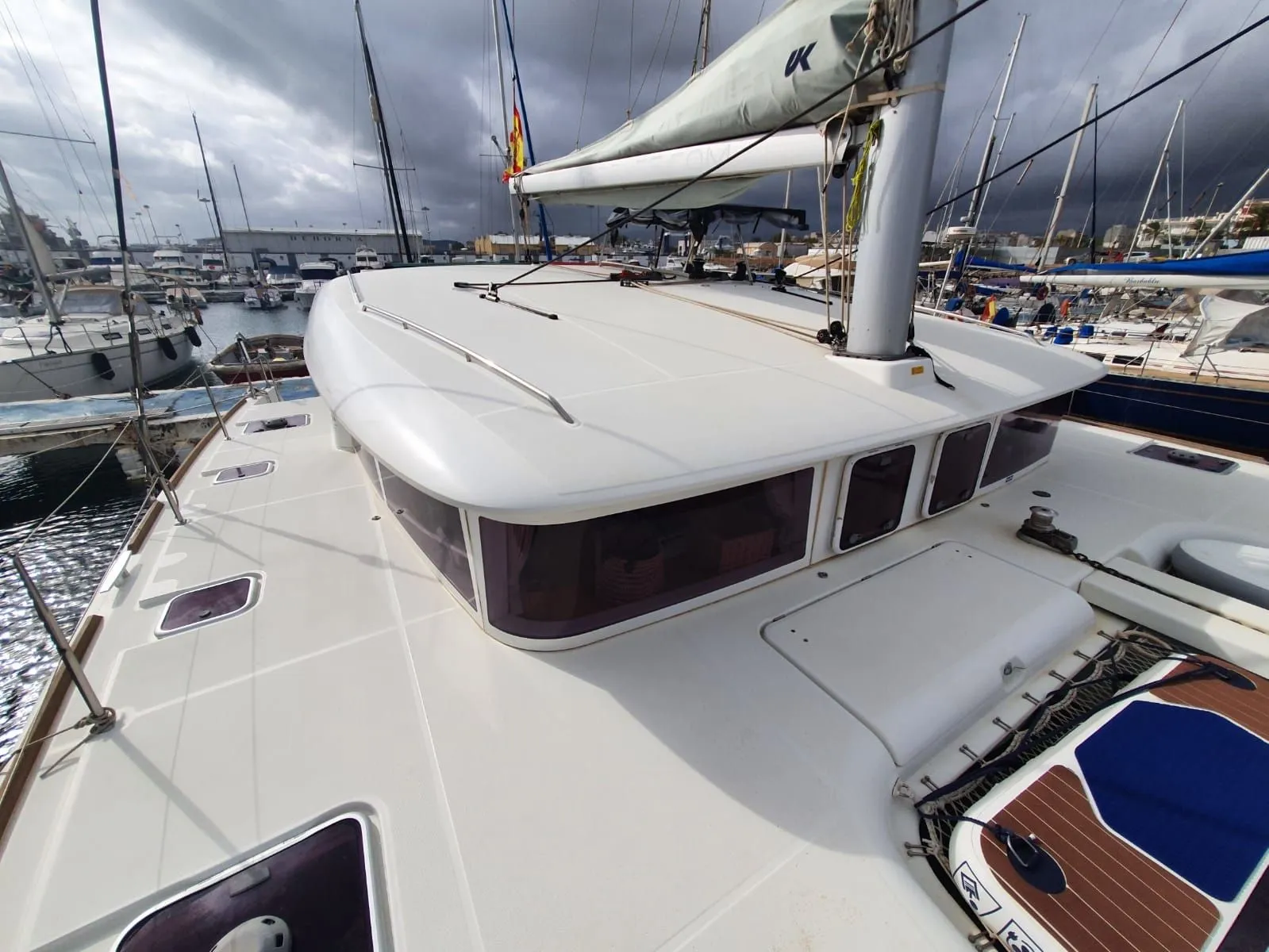 Charter a 11.99m Boat in Gandia