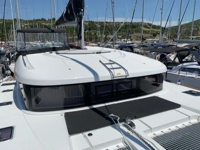 Monarch Charter Boat