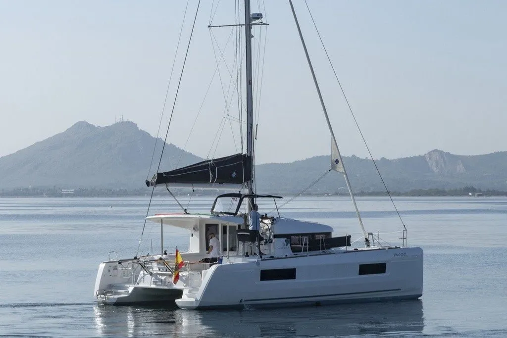 Rent a 11.73m 4 Cabin Catamaran in Port de Pollensa