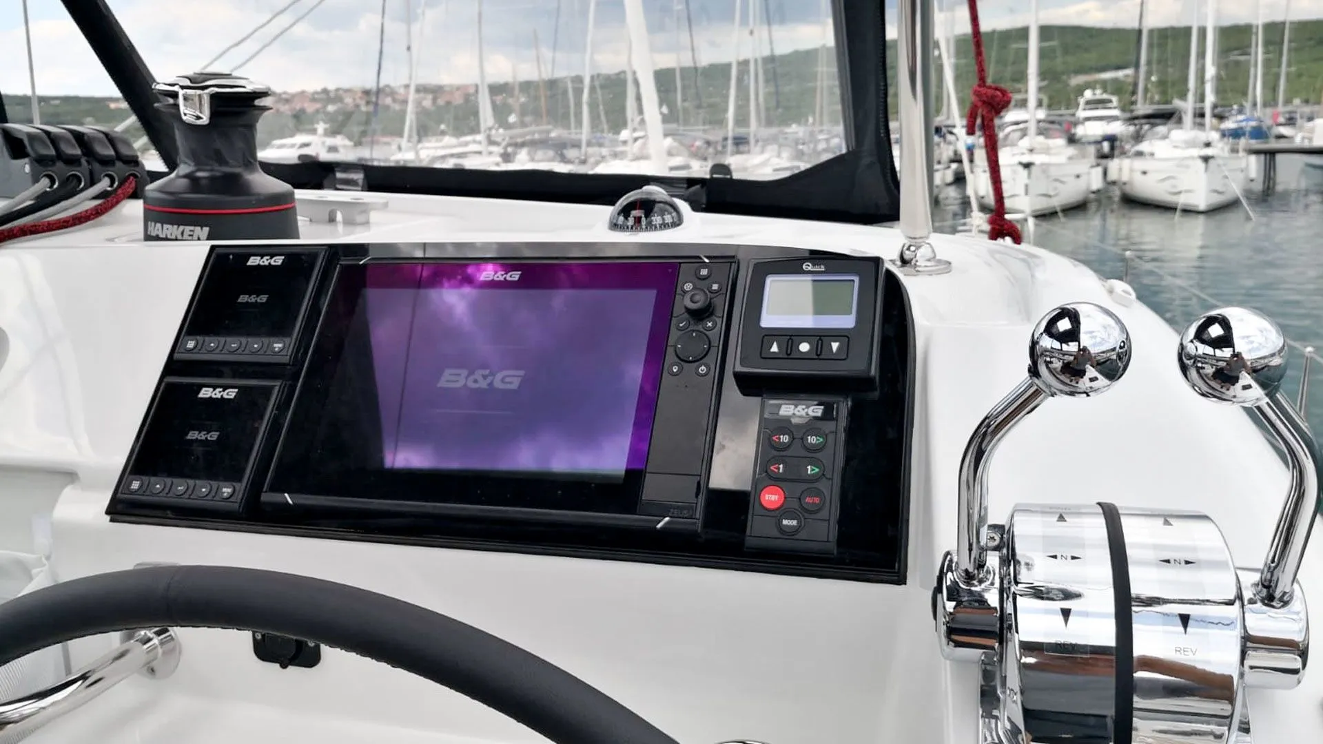 Rent a 11.74m Boat in Punat