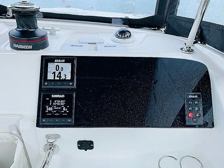 Unique Charterboot - 5