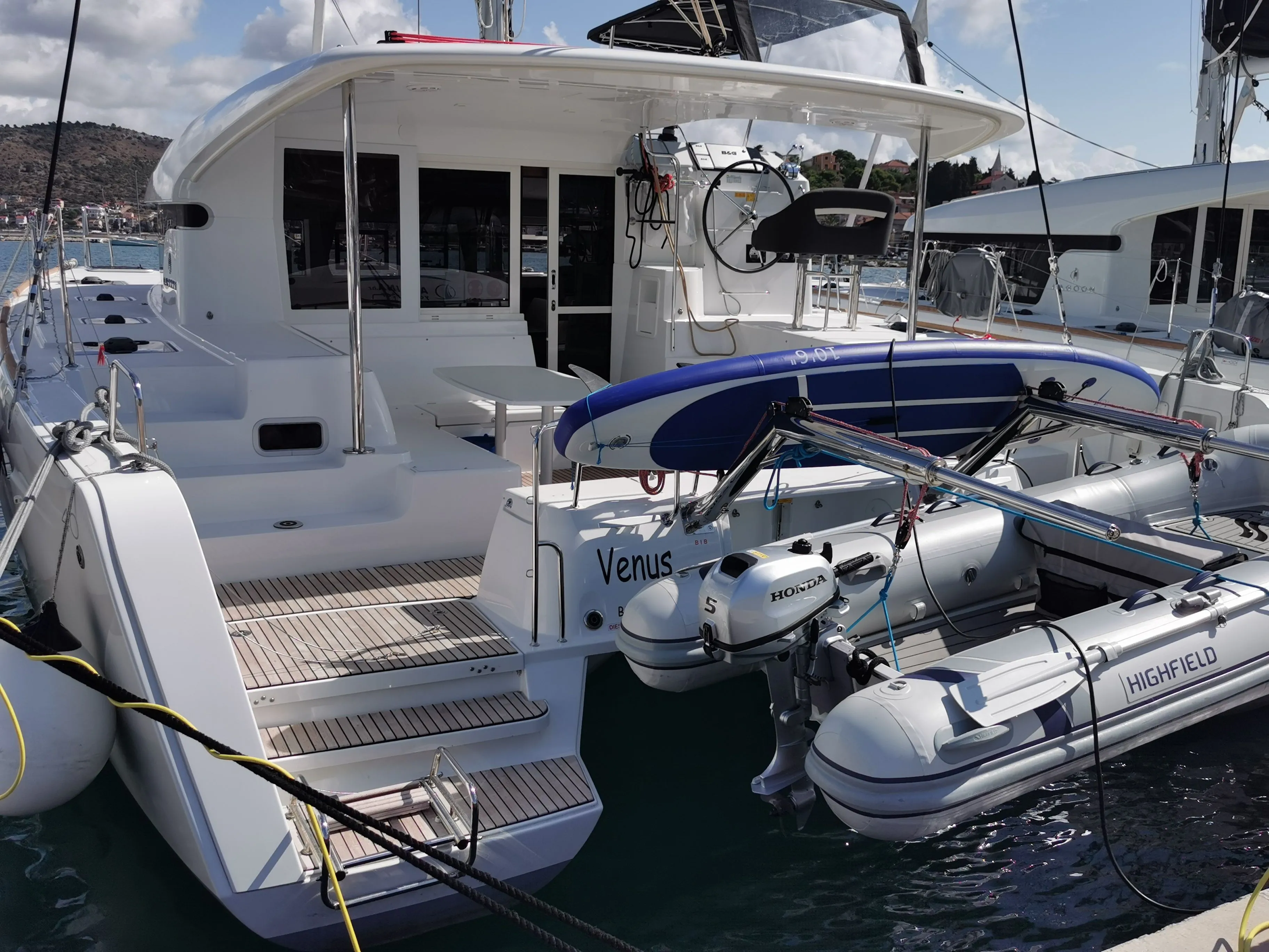 Explore Rogoznica on a 11.74m Rental Catamaran