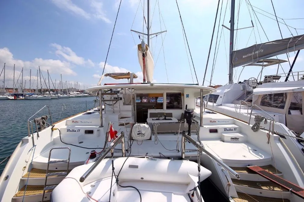 11.97m Volos Catamaran Hire