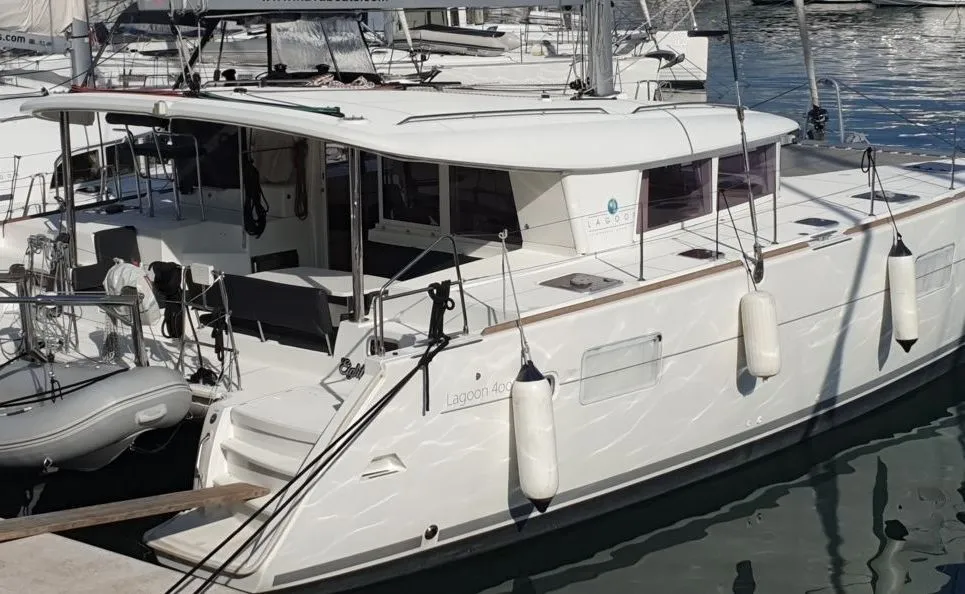 Pagomo nayan Charterboot - 5