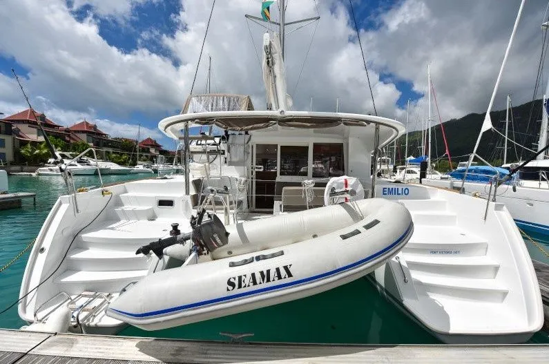 Emilio Charterboot - 5