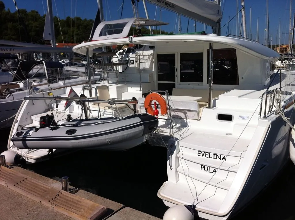 11.97m Medulin Lagoon 400 S2 Hire