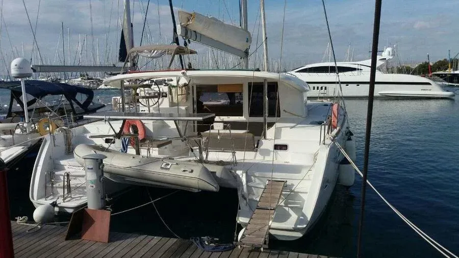 11.97m Nea Peramos Boat Hire
