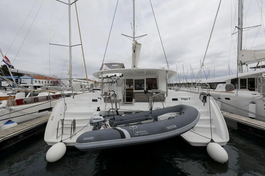 Explore Šibenik on a 11.97m Rental Catamaran Lagoon 400 S2