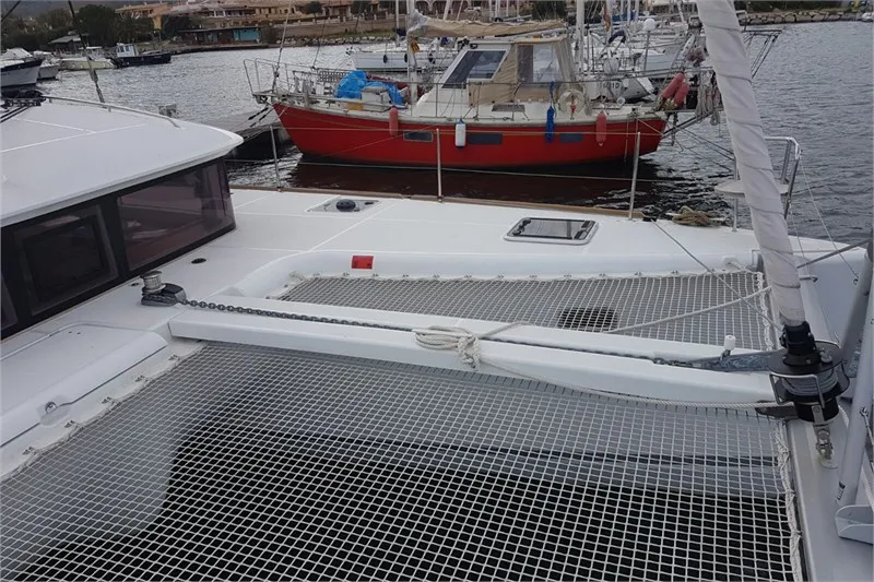 Laura Charter Boat