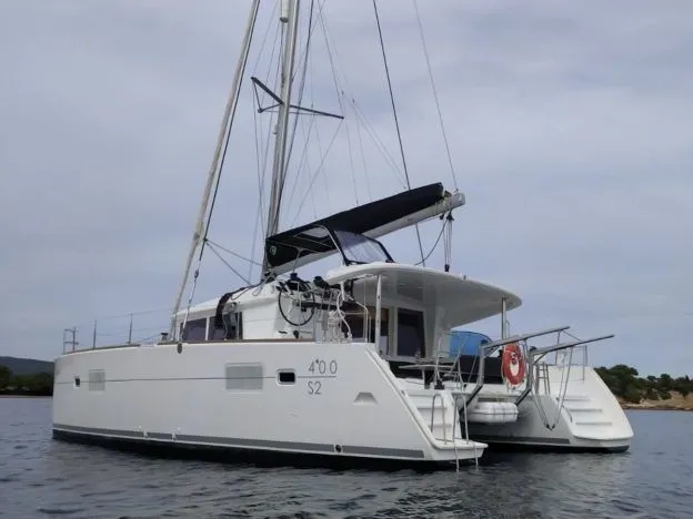 Explore Sant Antoni de Portmany on a 11.99m Rental Lagoon 400 S2