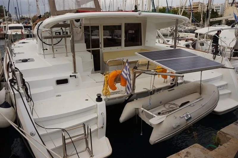 Boot - Explore Lefkada on a 11.97m Rental Boat