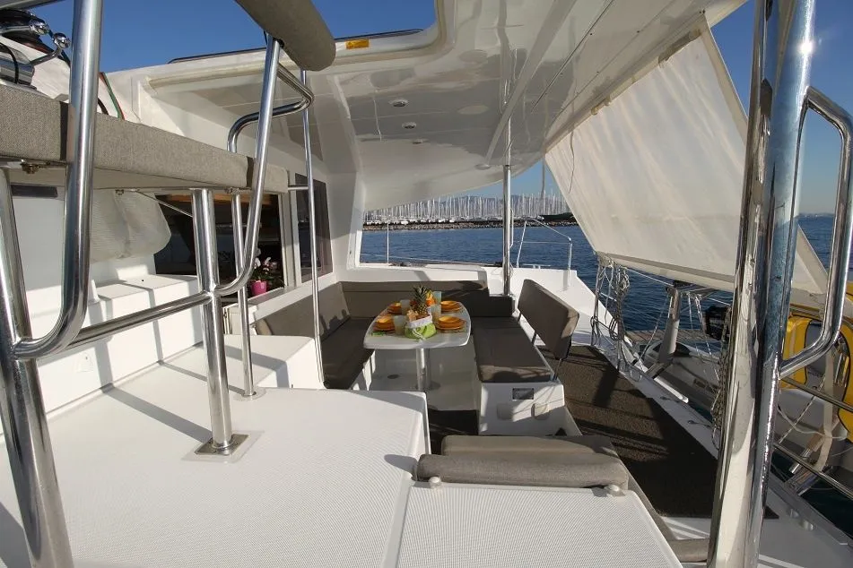 Sailing Blue 4 Charter Boat - 5