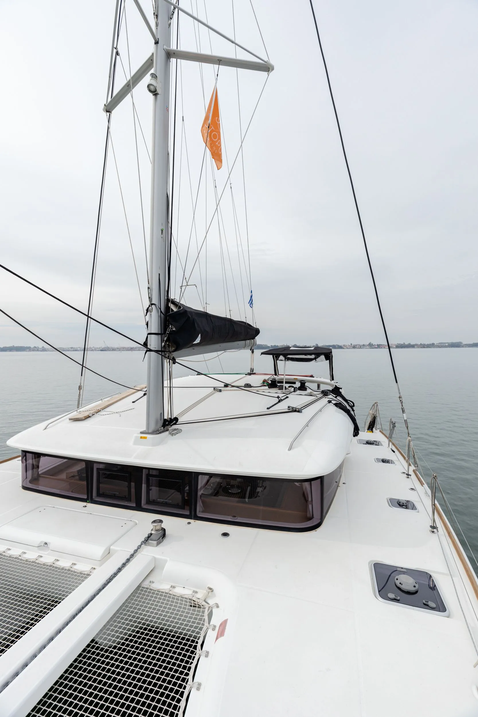 Explore Preveza on a 11.97m Lagoon 400 S2 Catamaran Rental