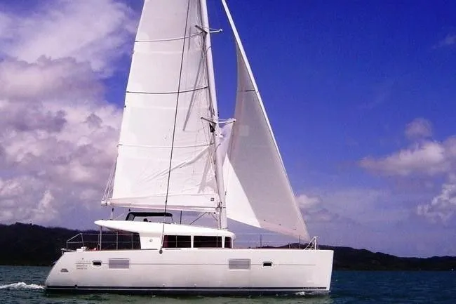 Лодка - 11.97м аренда Lagoon 400 S2 в Chang Wat Phuket