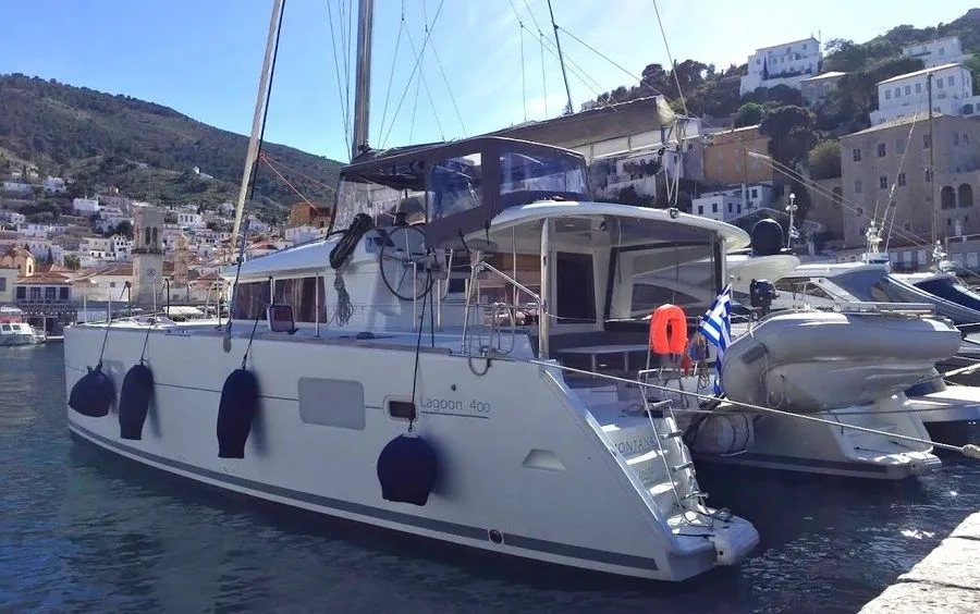 Tramontana Charter Boat