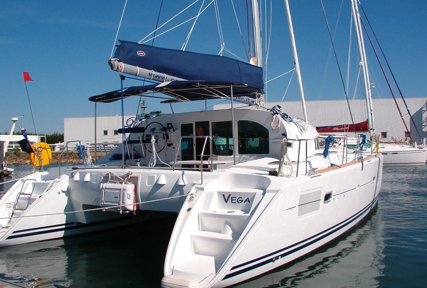 Charter a 12.5m Lagoon 410 S2 in Cagliari