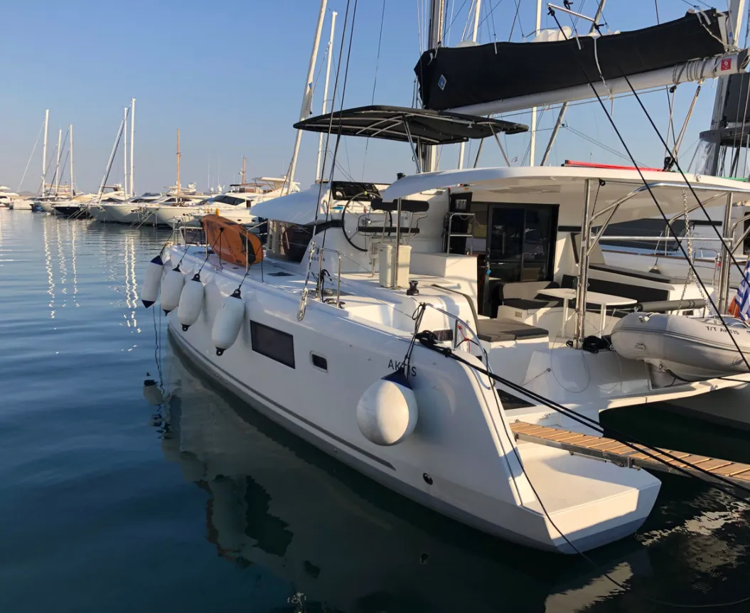 Aktis Charter Boat - 4