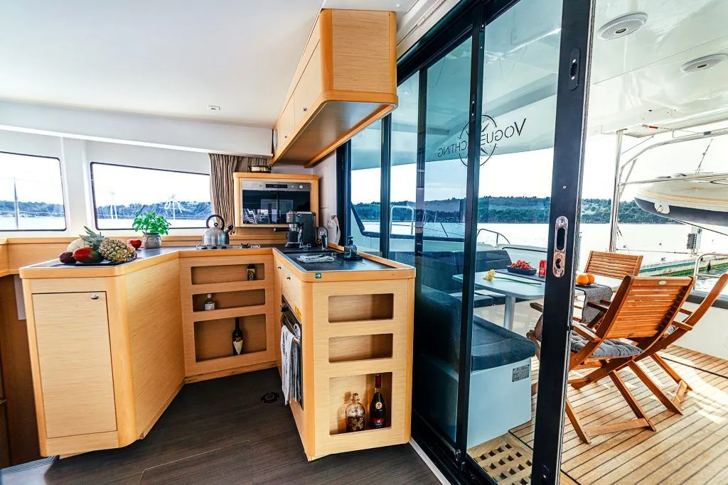 Amelia Kiralık Teknesi - 5