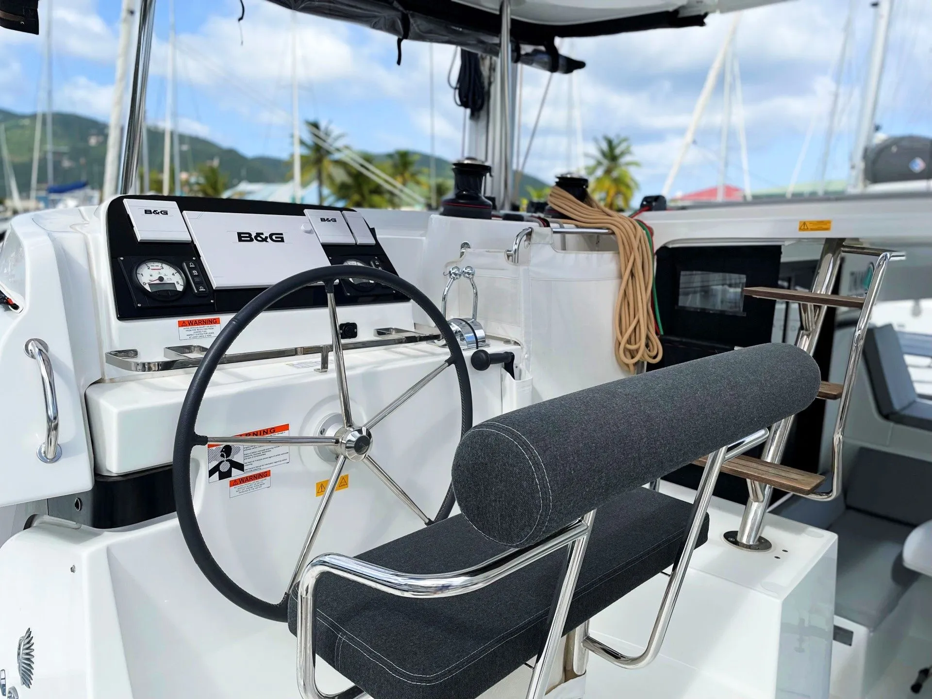 Amnesia Charterboot - 3