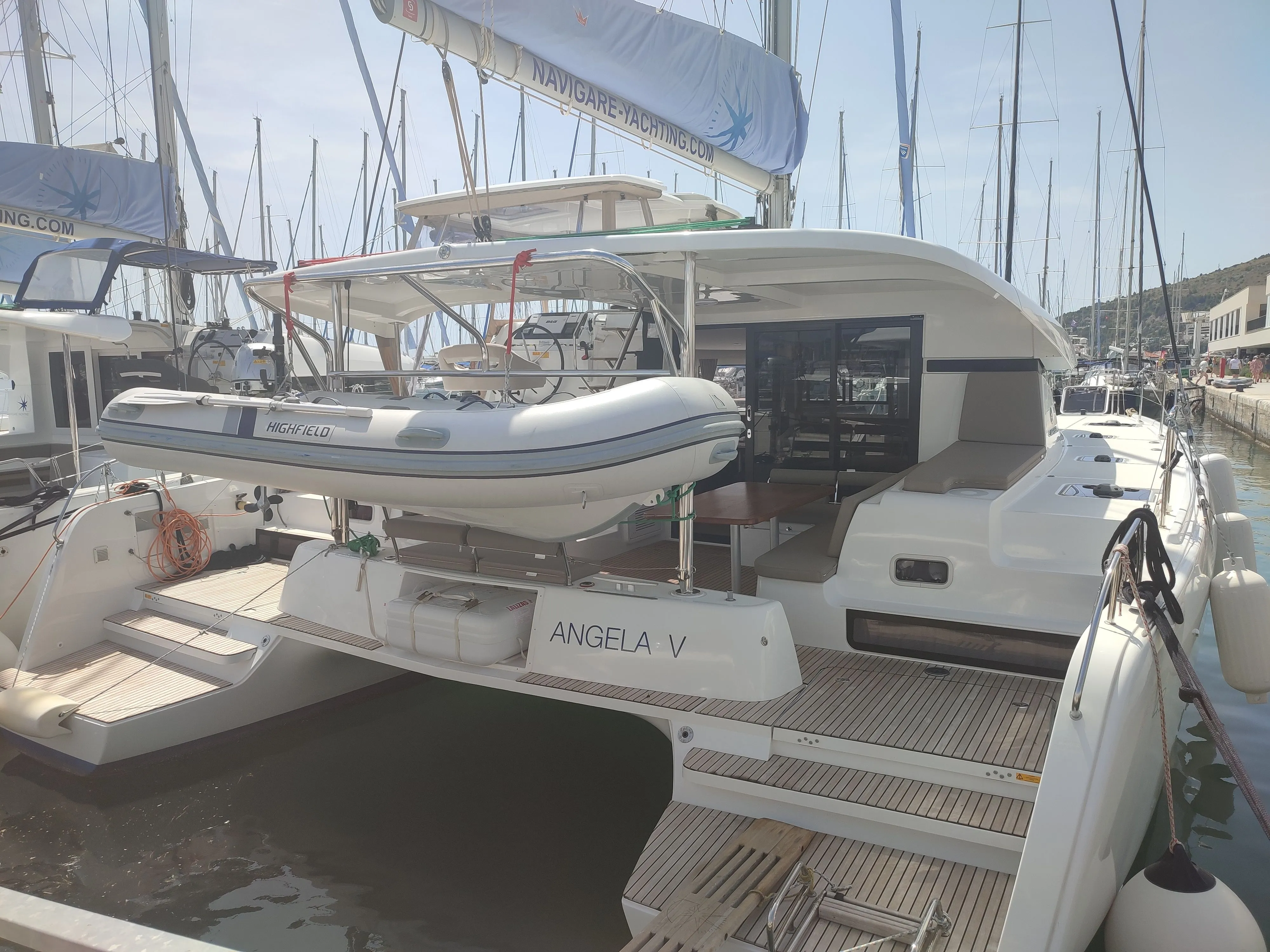 Чартер Angela V - 3