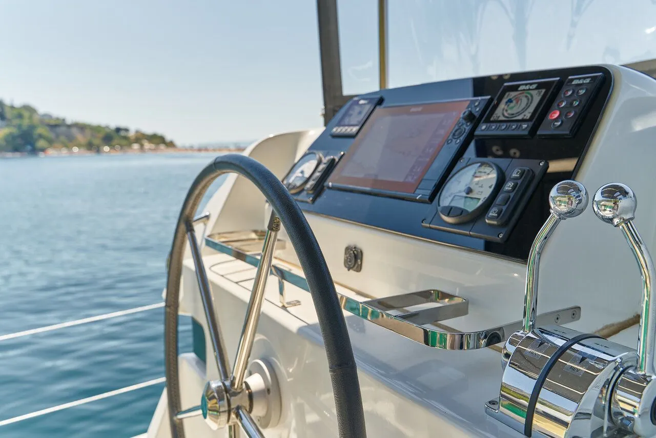 Aura Kiralık Teknesi - 5