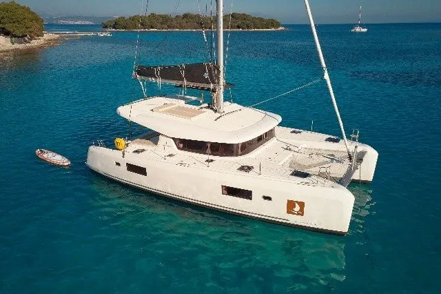 Barney Charterboot - 4