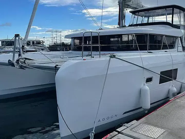 Explore Benalmádena on a 12.94m Lagoon 42 Catamaran Rental