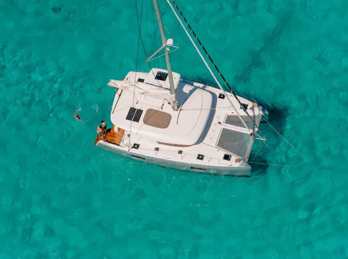 Byc Salvador Charter Boat