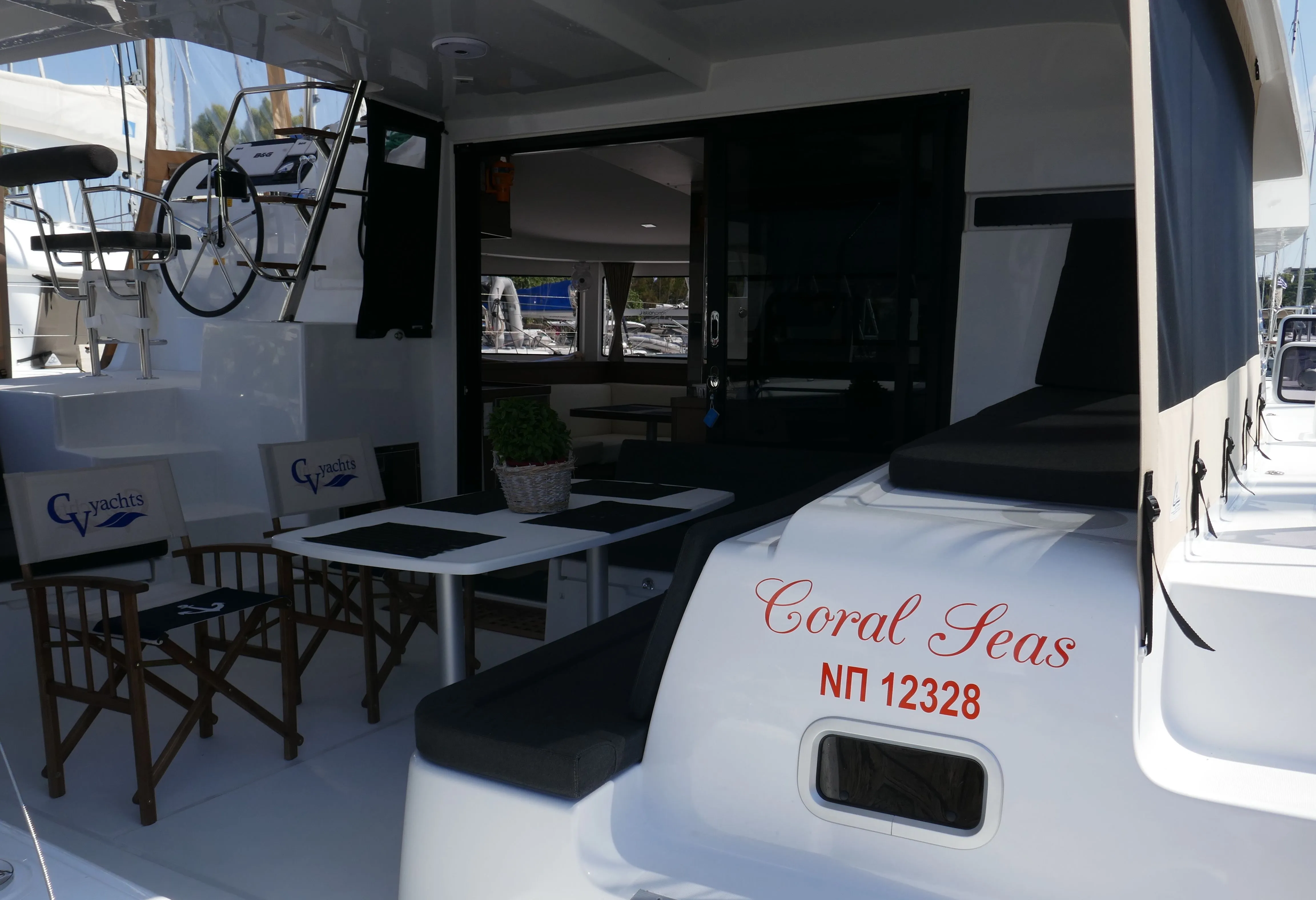 12.8m Lavrion 6 Cabin Catamaran Hire